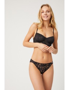 BRAGA BRASILEÑA YSABEL MORA...